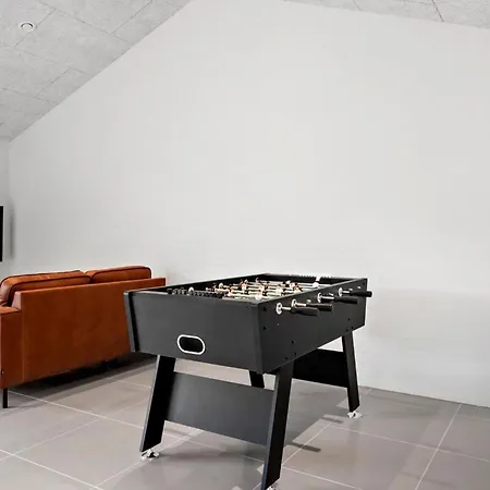 Lovely In With Sauna - C04646