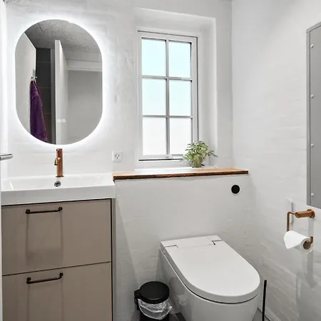 Vakantiehuis Lovely In With Sauna - C04646