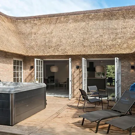 Lovely In With Sauna - C04646 Vakantiehuis